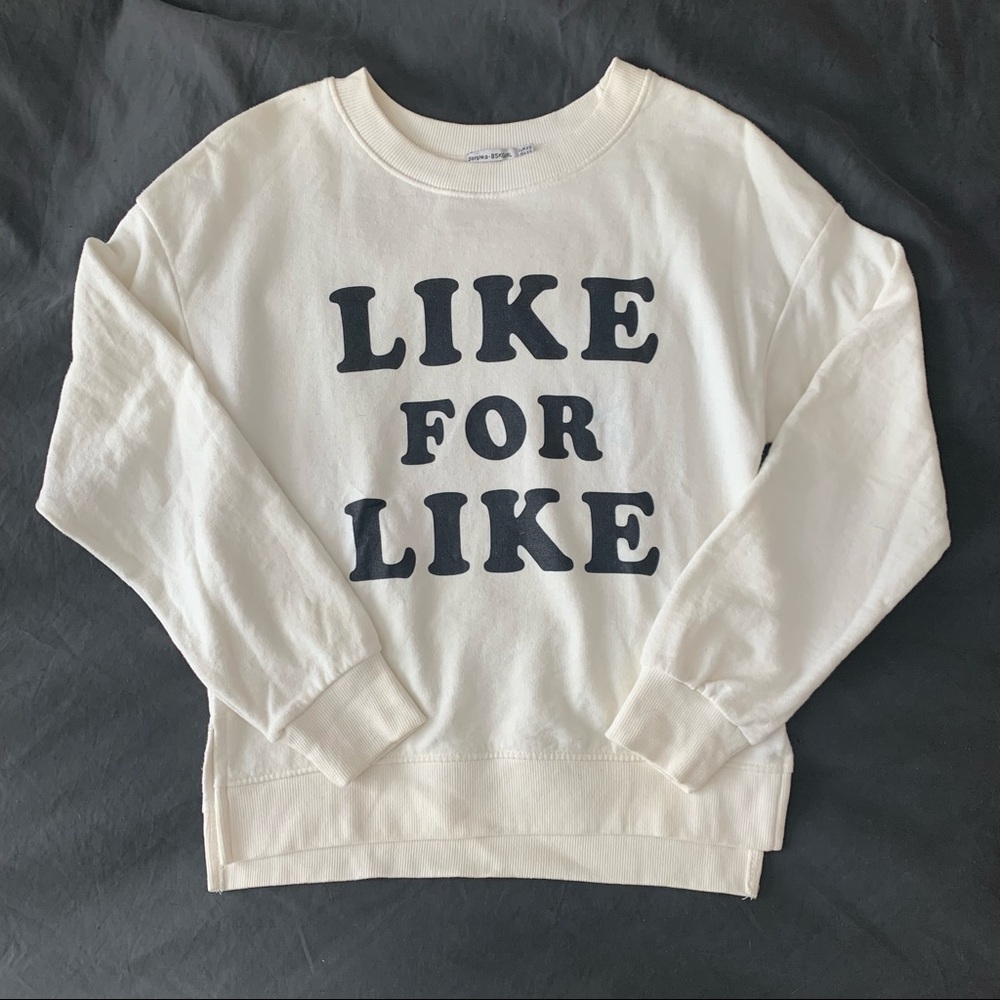 🤗NWOT Cute Berksha “Like For Like” Cream Sweatshirt Size Small🌟